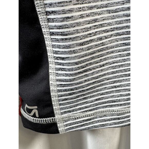 Gap GapFit gFast Striped leggings, Black, White & Red, Sz: M, 73-08 - Picture 9 of 16